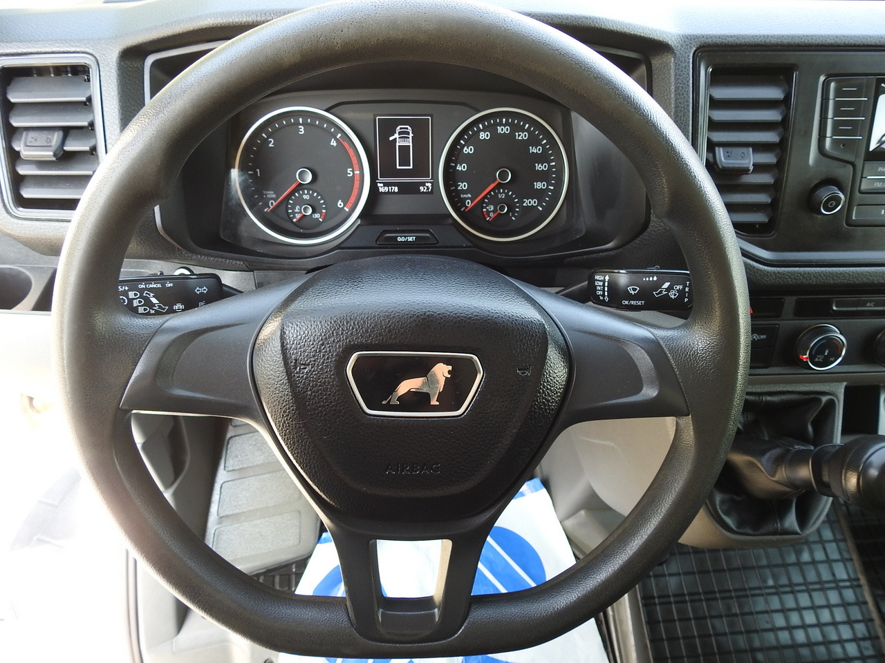 Furgons ar tentu MAN TGE TARPAULIN 10 PALLETS AIR CONDITIONING  180HP: foto 34