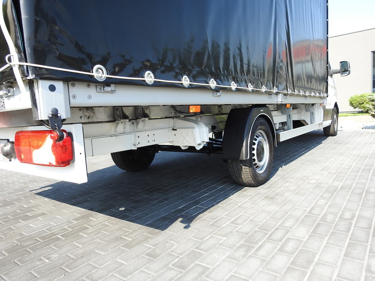 Furgons ar tentu MAN TGE TARPAULIN 10 PALLETS AIR CONDITIONING  180HP: foto 17