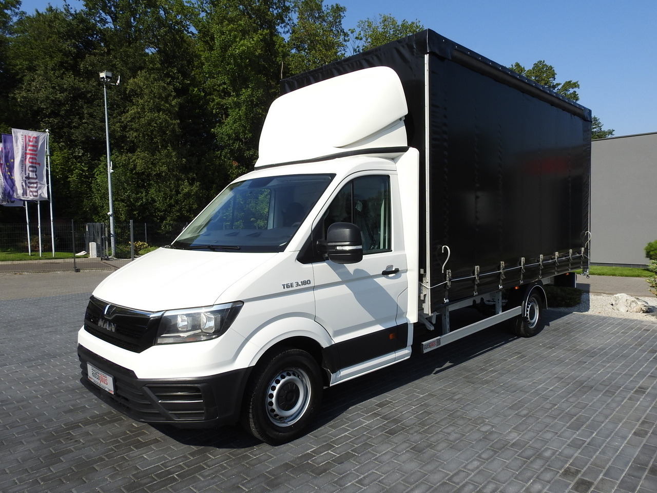 Furgons ar tentu MAN TGE TARPAULIN 10 PALLETS AIR CONDITIONING  180HP: foto 6