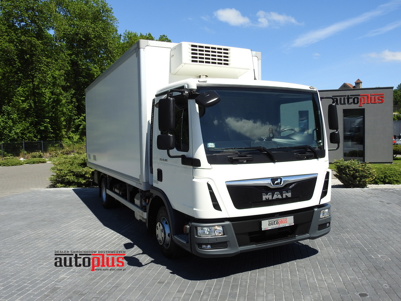 MAN TGL 10.180 REGRIGERATOR BOX -20*C 11 PALLETS POWER SUPPLY 230V AIR CONDITIONING PNEUMATICS TWIN WHEELS 180HP - Kravas automašīna refrižerators: foto 1 MAN TGL 10.180 REGRIGERATOR BOX -20*C 11 PALLETS POWER SUPPLY 230V AIR CONDITIONING PNEUMATICS TWIN WHEELS 180HP - Kravas automašīna refrižerators: foto 1
