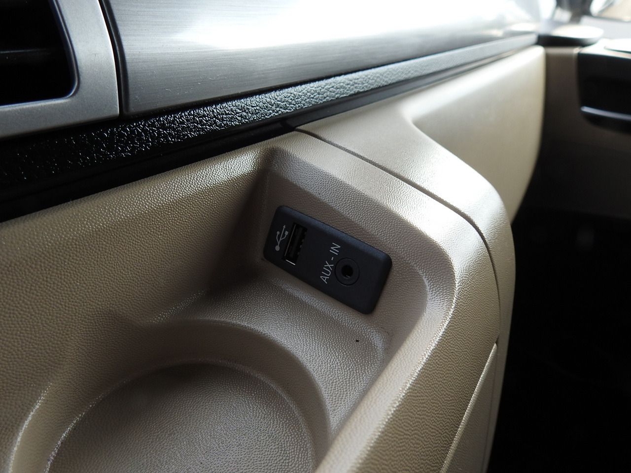 MAN TGL 8.18 BOX 16 PALLETS CRUISE CONTROL TWIN WHEELS 180HP līzingu MAN TGL 8.18 BOX 16 PALLETS CRUISE CONTROL TWIN WHEELS 180HP: foto 40 MAN TGL 8.18 BOX 16 PALLETS CRUISE CONTROL TWIN WHEELS 180HP līzingu MAN TGL 8.18 BOX 16 PALLETS CRUISE CONTROL TWIN WHEELS 180HP: foto 40