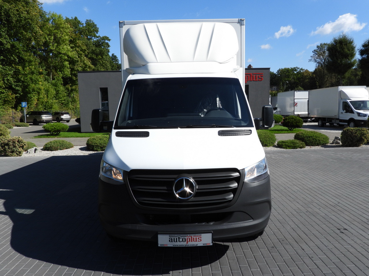 MERCEDES SPRINTER 315 BOX LIFT 8 PALLETS AIR CONDITIONING 150HP - Furgons ar slēgtā virsbūve: foto 5 MERCEDES SPRINTER 315 BOX LIFT 8 PALLETS AIR CONDITIONING 150HP - Furgons ar slēgtā virsbūve: foto 5