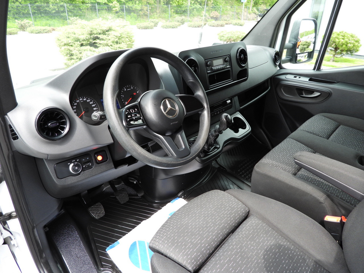 MERCEDES SPRINTER 316 TARPAULIN LIFT 8 PALLETS WEBASTO CRUISE CONTROL AIR CONDITIONING 160HP - Furgons ar tentu: foto 2 MERCEDES SPRINTER 316 TARPAULIN LIFT 8 PALLETS WEBASTO CRUISE CONTROL AIR CONDITIONING 160HP - Furgons ar tentu: foto 2