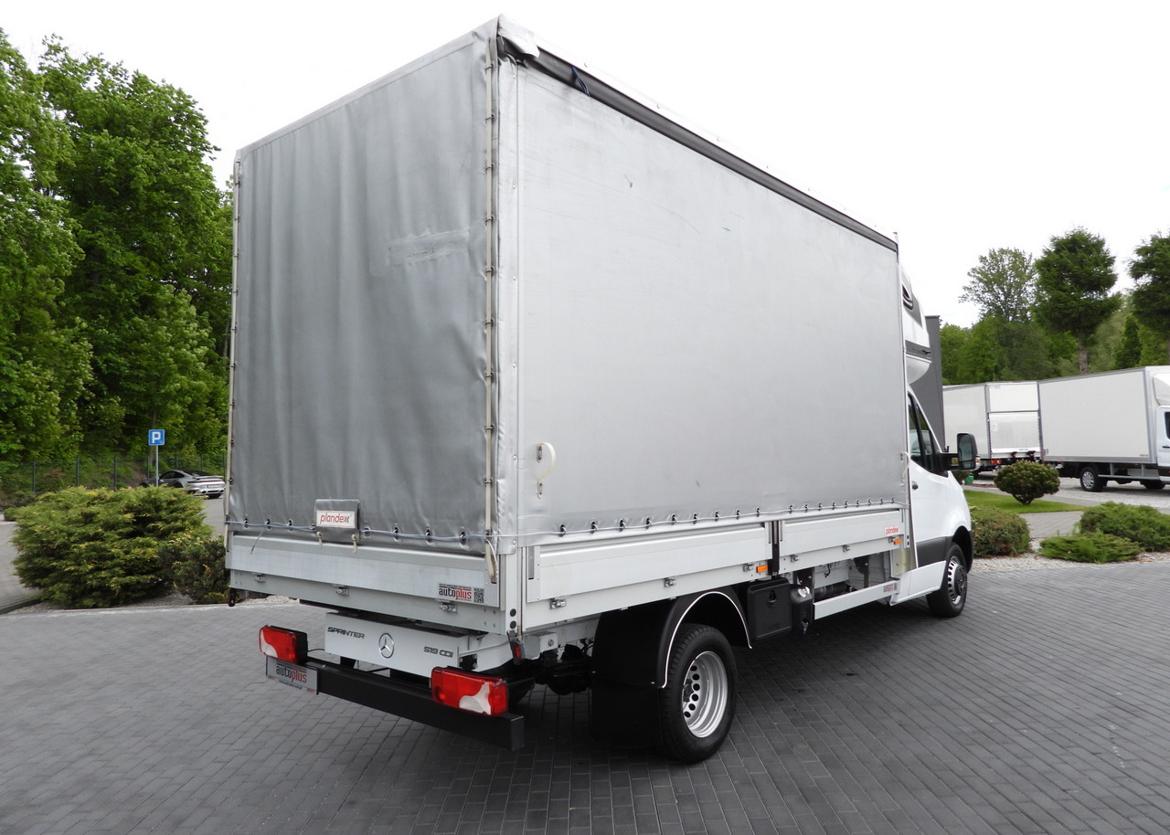 MERCEDES SPRINTER 519  TARPAULIN 8 PALLETS WEBASTO CRUISE CONTROL TWIN WHEELS AIR CONDITIONING  190HP - Furgons ar tentu: foto 3 MERCEDES SPRINTER 519  TARPAULIN 8 PALLETS WEBASTO CRUISE CONTROL TWIN WHEELS AIR CONDITIONING  190HP - Furgons ar tentu: foto 3