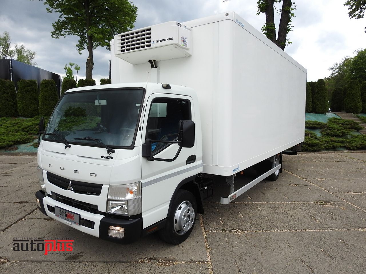 MITSUBISHI CANTER FUSO 7C15 REGRIGERATOR BOX -4*C LIFT POWER SUPPLY 230V AIR CONDITIONING AUTOMATIC TRANSMISSION 150HP - Kravas automašīna refrižerators: foto 1 MITSUBISHI CANTER FUSO 7C15 REGRIGERATOR BOX -4*C LIFT POWER SUPPLY 230V AIR CONDITIONING AUTOMATIC TRANSMISSION 150HP - Kravas automašīna refrižerators: foto 1