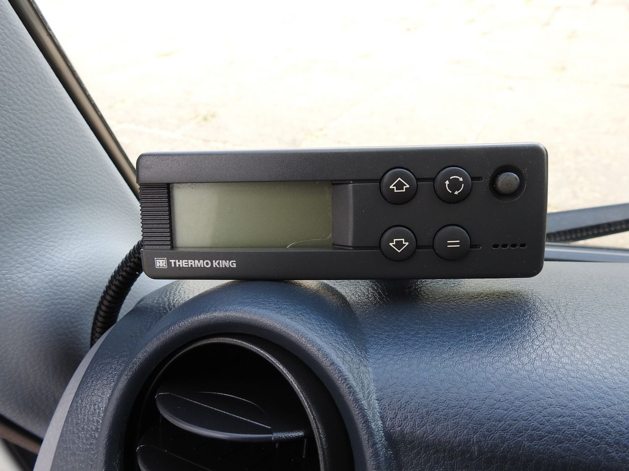 Kravas automašīna refrižerators MITSUBISHI CANTER FUSO 7C15 REGRIGERATOR BOX -4*C LIFT POWER SUPPLY 230V AIR CONDITIONING AUTOMATIC TRANSMISSION  150HP: foto 38