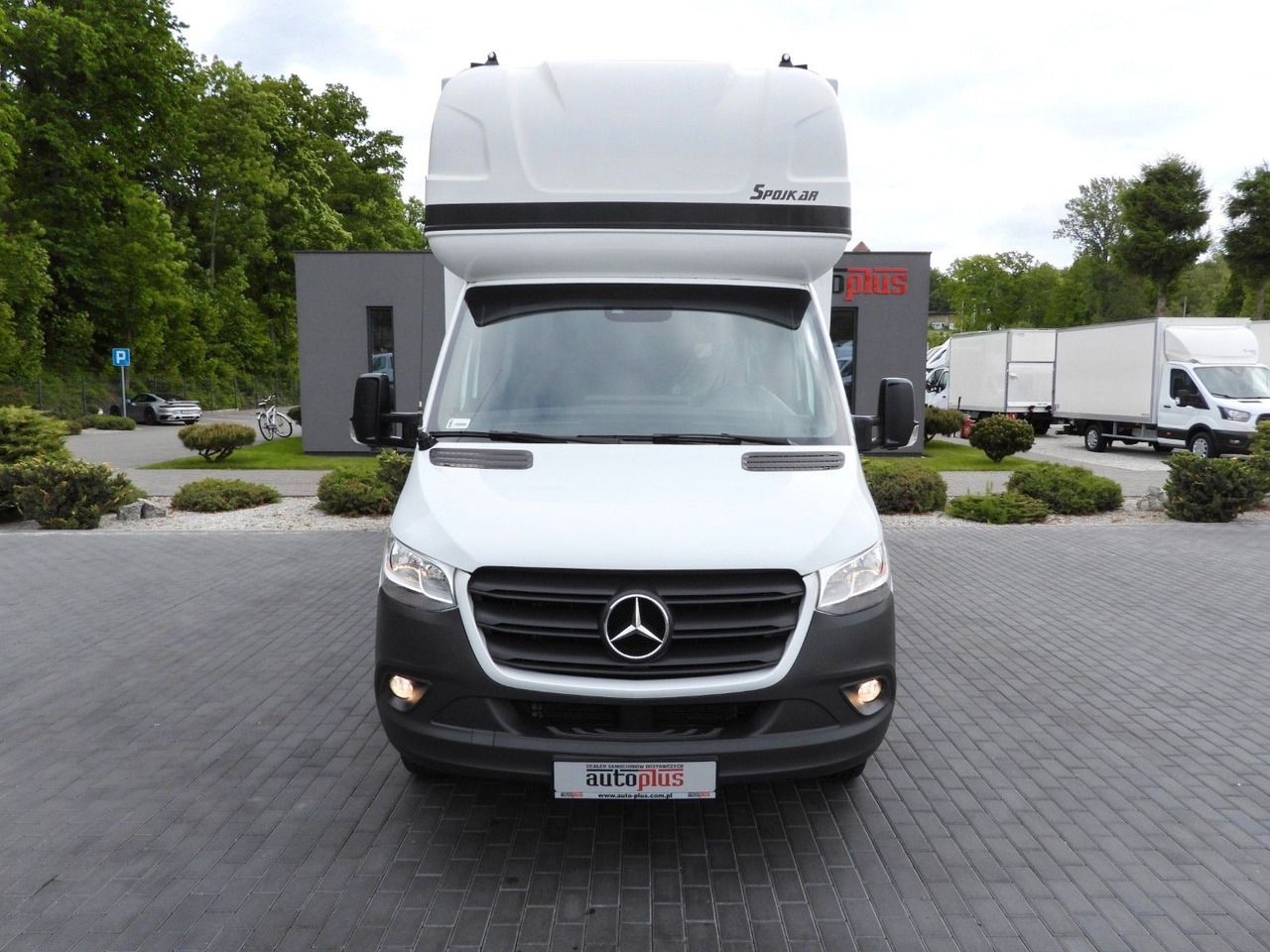 Mercedes-Benz SPRINTER 519 PRITSCHE PLANE 8 PALETTEN WEBASTO - Furgons ar tentu: foto 5 Mercedes-Benz SPRINTER 519 PRITSCHE PLANE 8 PALETTEN WEBASTO - Furgons ar tentu: foto 5