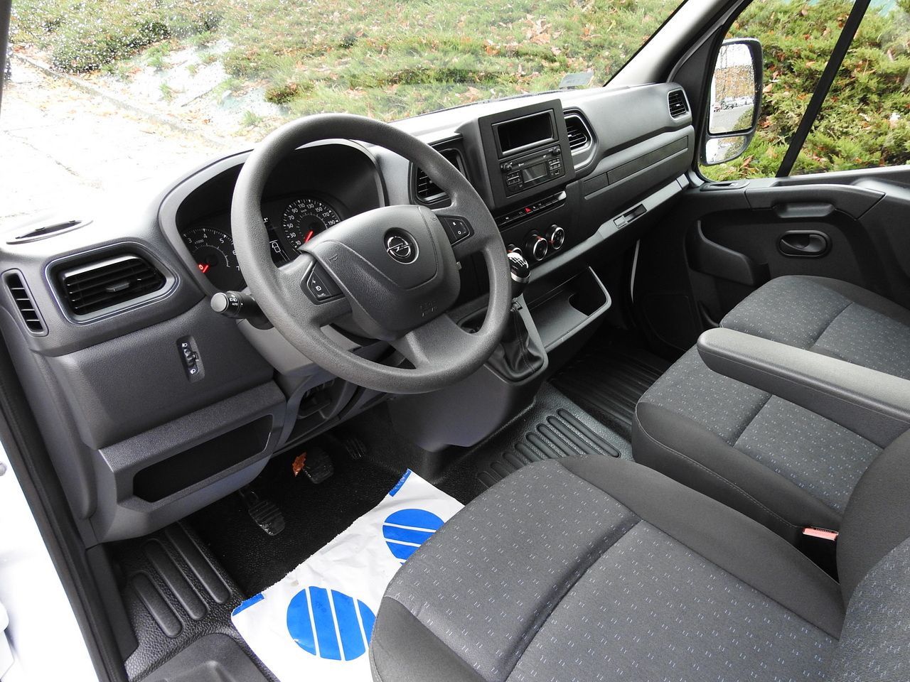 OPEL MOVANO REFRIGERATOR VAN 0*C CRUISE CONTROL LED LIGHTS AIR CONDITIONING 136HP - Komercauto refrižerators: foto 2 OPEL MOVANO REFRIGERATOR VAN 0*C CRUISE CONTROL LED LIGHTS AIR CONDITIONING 136HP - Komercauto refrižerators: foto 2