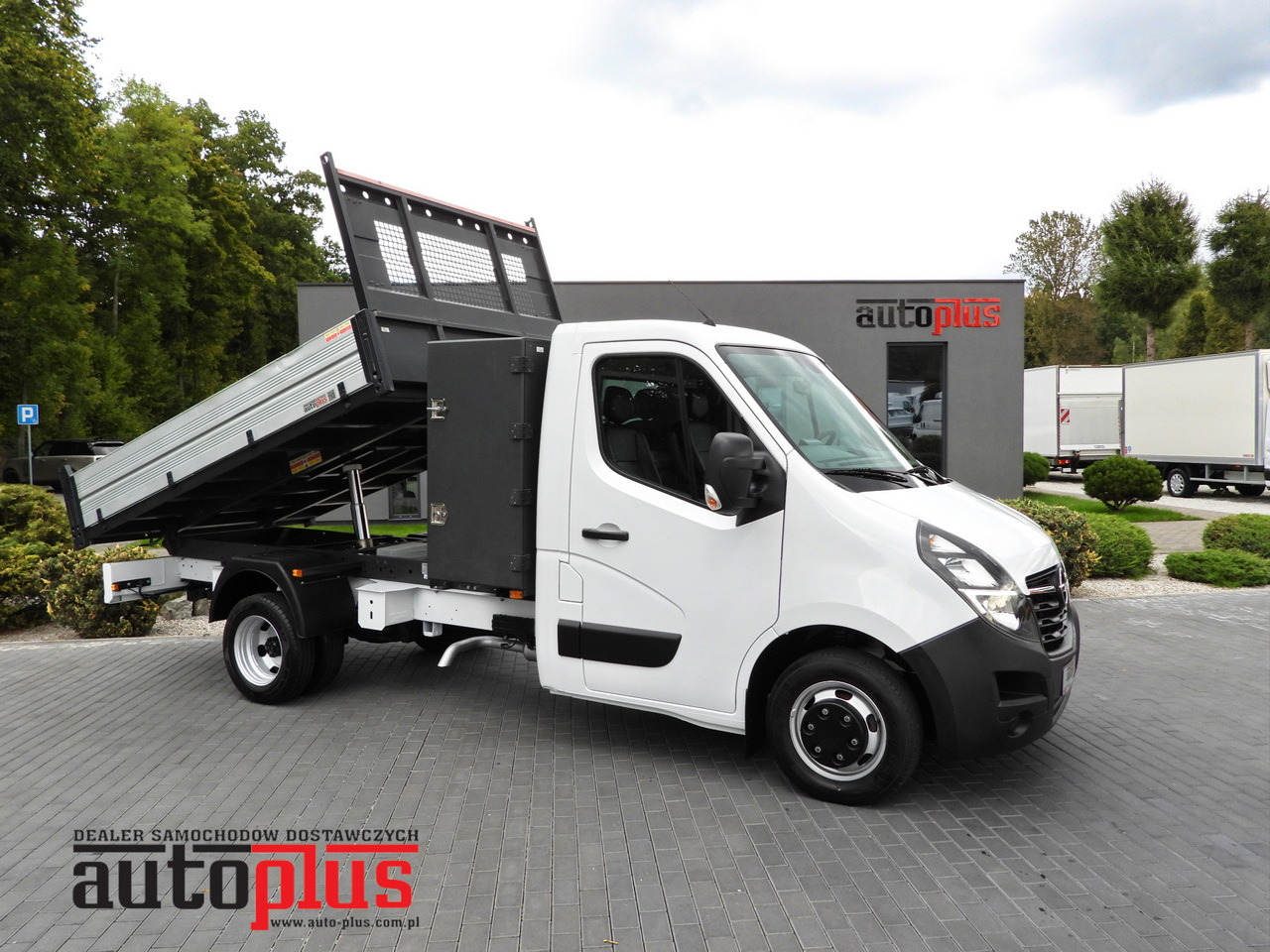 OPEL MOVANO TIPPER NAVIGATION LED LIGHTS TWIN WHEELS AIR CONDITIONING 145HP - Komercauto pašizgāzējs: foto 1 OPEL MOVANO TIPPER NAVIGATION LED LIGHTS TWIN WHEELS AIR CONDITIONING 145HP - Komercauto pašizgāzējs: foto 1