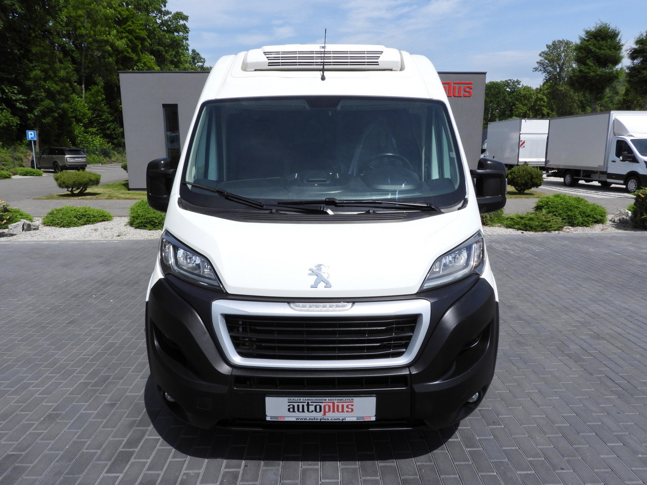 PEUGEOT BOXER REFRIGERATOR VAN -10*C CRUISE CONTROL AIR CONDITIONING 130HP - Komercauto refrižerators: foto 5 PEUGEOT BOXER REFRIGERATOR VAN -10*C CRUISE CONTROL AIR CONDITIONING 130HP - Komercauto refrižerators: foto 5
