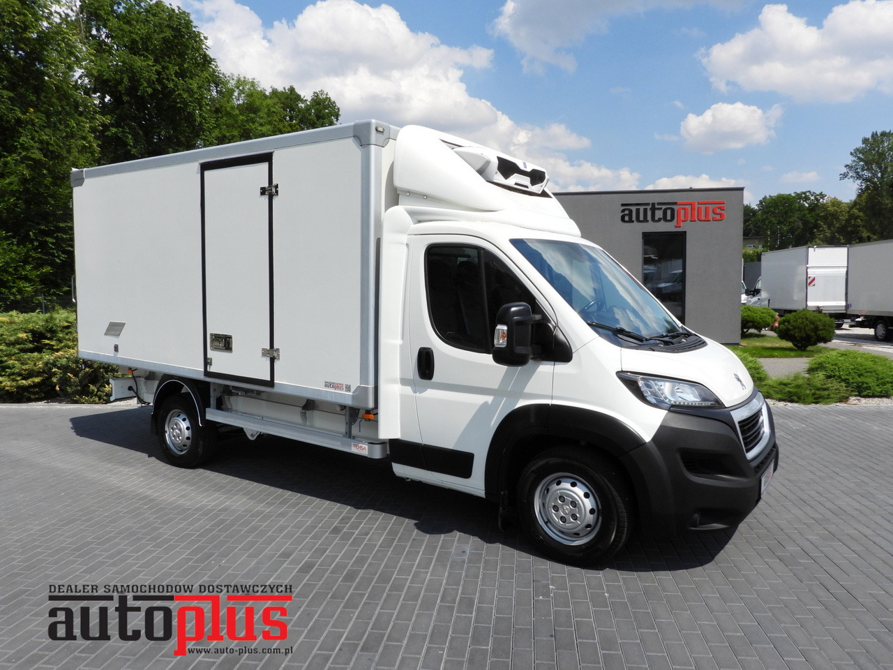 PEUGEOT BOXER REGRIGERATOR BOX 0*C 8 PALLETS CRUISE CONTROL LED LIGHTS AIR CONDITIONING 165HP - Komercauto refrižerators: foto 1 PEUGEOT BOXER REGRIGERATOR BOX 0*C 8 PALLETS CRUISE CONTROL LED LIGHTS AIR CONDITIONING 165HP - Komercauto refrižerators: foto 1