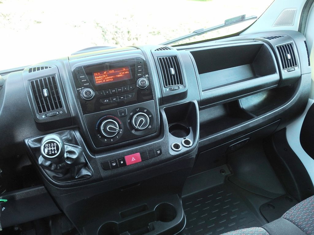 Automašīna ar kravas platformu, Kravas-pasažieru furgons Peugeot BOXER PRITSCHE DOPPELKABINE DOKA 7 SITZE: foto 22