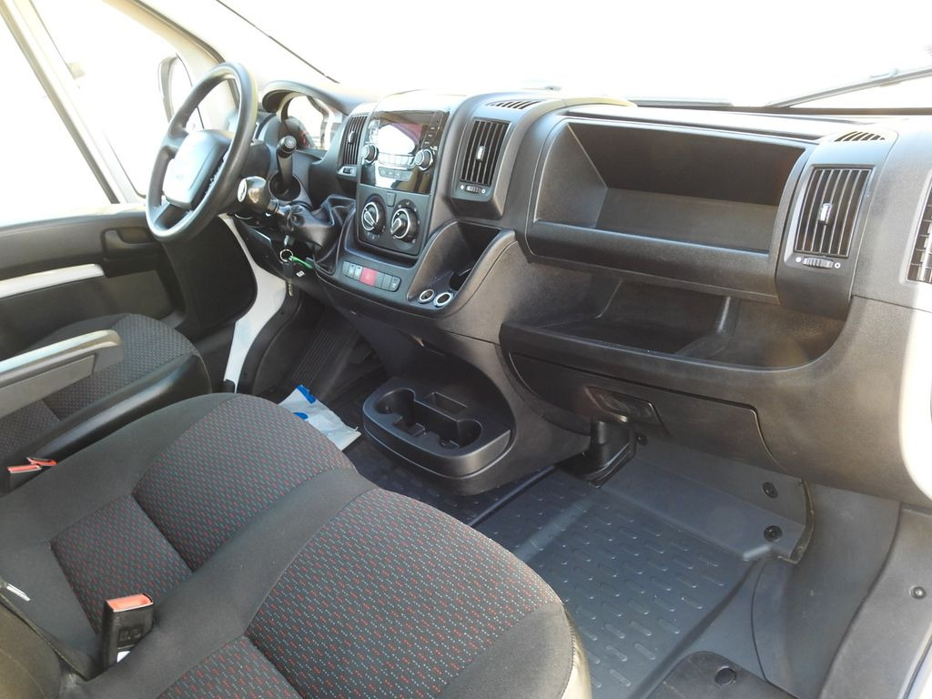 Automašīna ar kravas platformu, Kravas-pasažieru furgons Peugeot BOXER PRITSCHE DOPPELKABINE DOKA 7 SITZE: foto 27