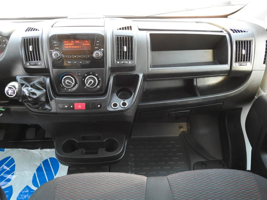 Automašīna ar kravas platformu, Kravas-pasažieru furgons Peugeot BOXER PRITSCHE DOPPELKABINE DOKA 7 SITZE: foto 23