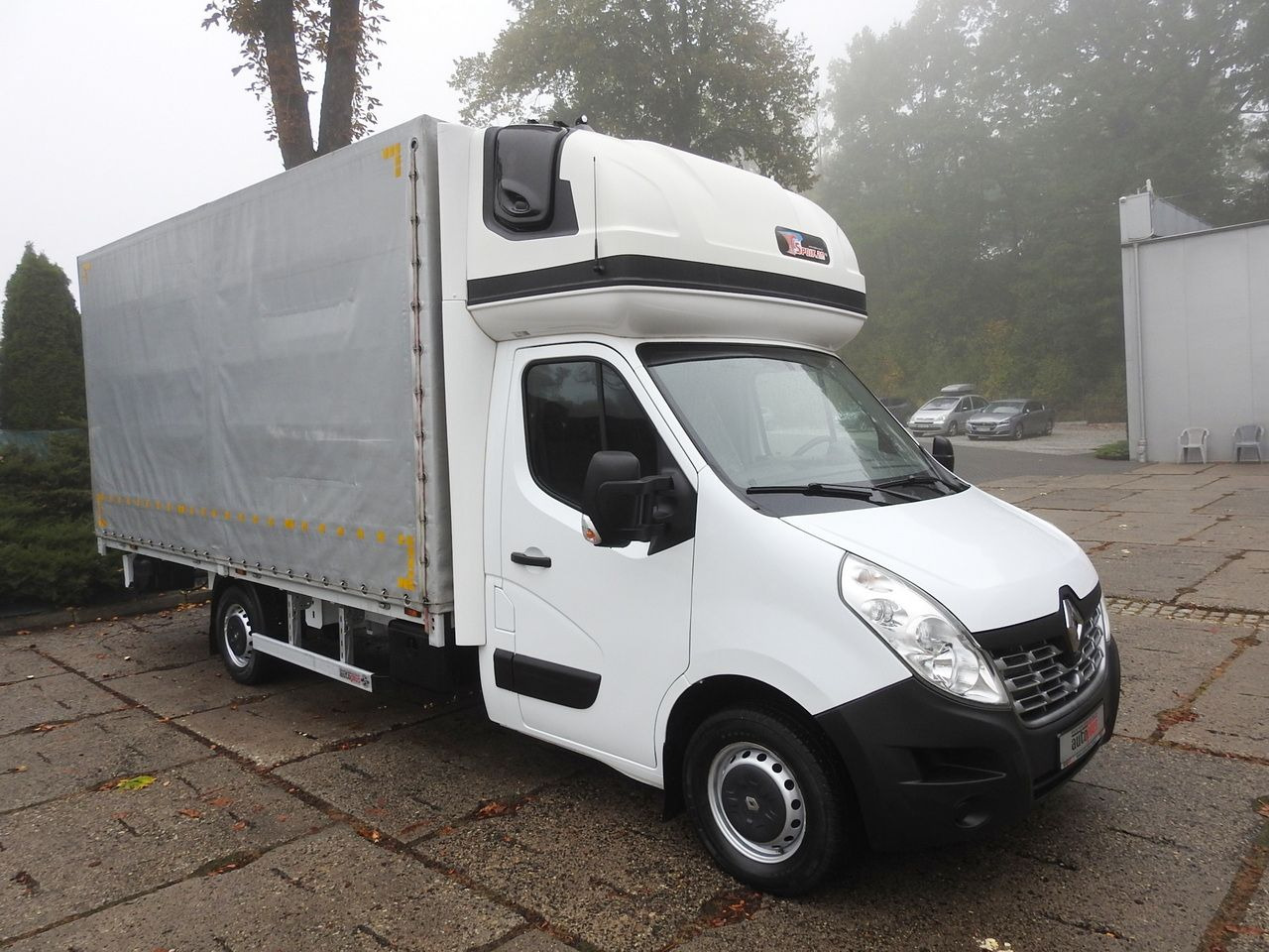 RENAULT MASTER - Furgons ar tentu: foto 4 RENAULT MASTER - Furgons ar tentu: foto 4