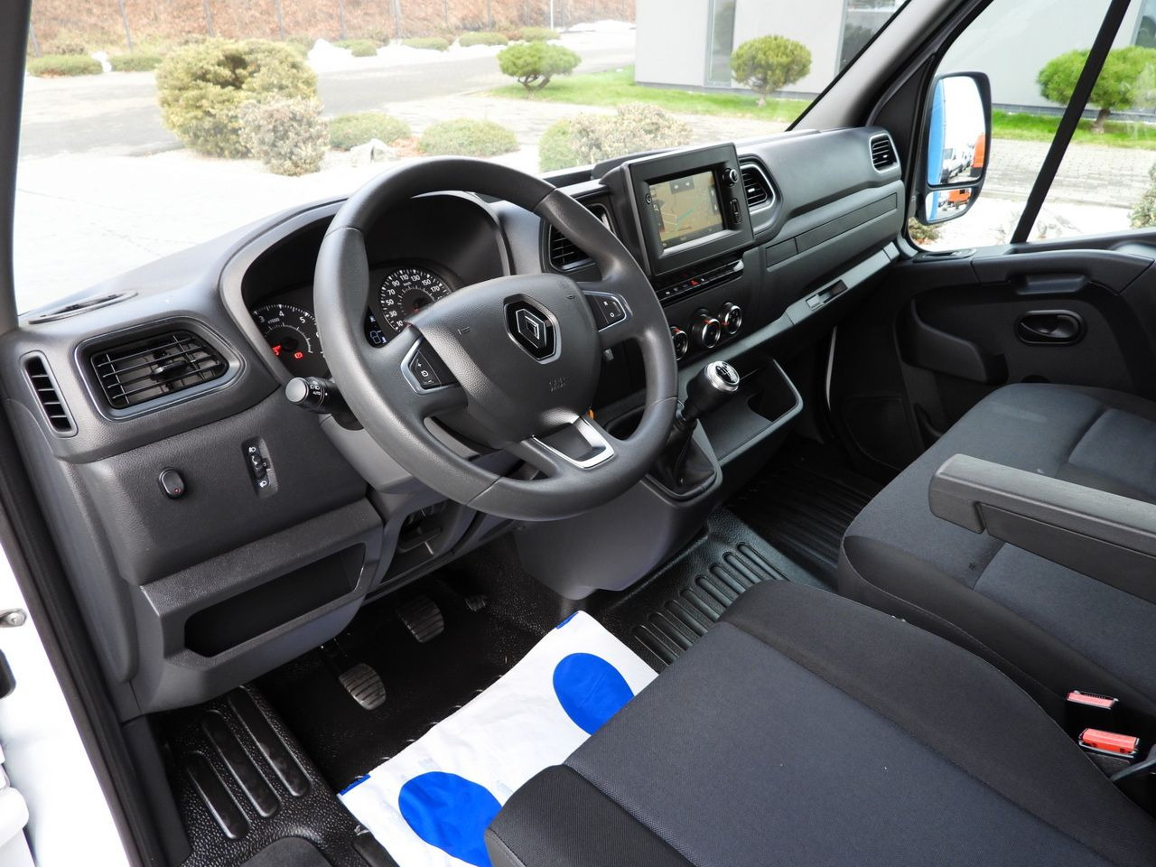 RENAULT MASTER TARPAULIN 10 PALLETS CRUISE CONTROL NAVIGATION LED LIGHTS PNEUMATICS AIR CONDITIONING 165HP - Furgons ar tentu: foto 2 RENAULT MASTER TARPAULIN 10 PALLETS CRUISE CONTROL NAVIGATION LED LIGHTS PNEUMATICS AIR CONDITIONING 165HP - Furgons ar tentu: foto 2