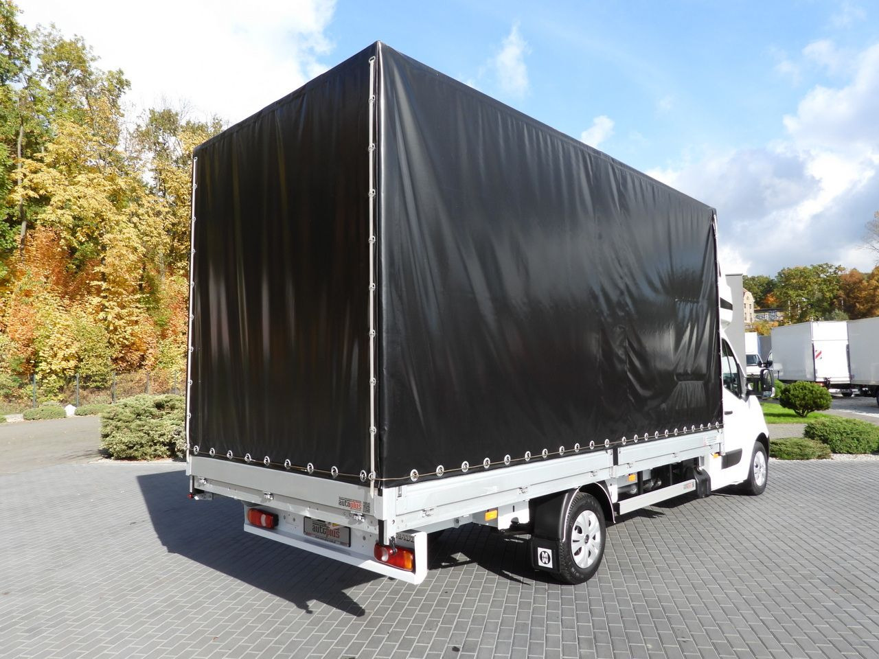 RENAULT MASTER TARPAULIN 10 PALLETS WEBASTO CRUISE CONTROL AIR CONDITIONING 170HP - Furgons ar tentu: foto 3 RENAULT MASTER TARPAULIN 10 PALLETS WEBASTO CRUISE CONTROL AIR CONDITIONING 170HP - Furgons ar tentu: foto 3
