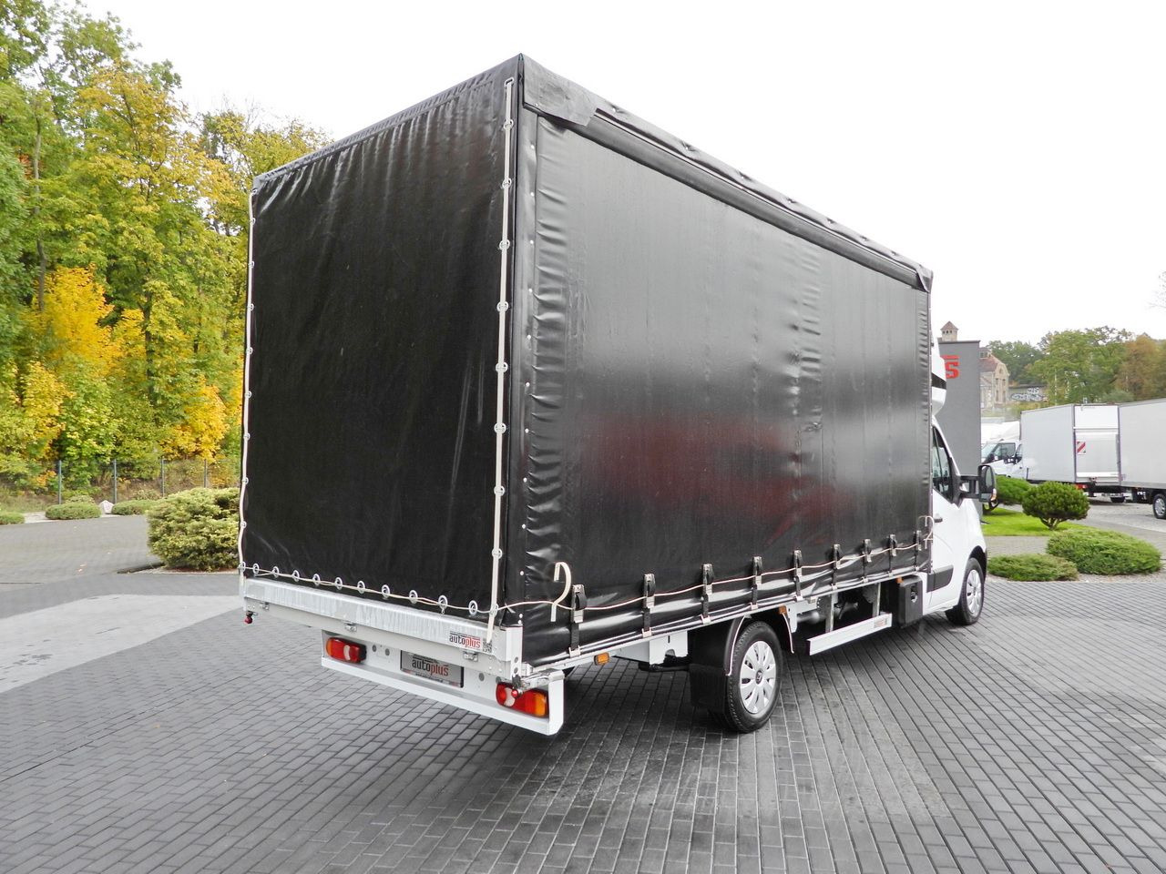 RENAULT MASTER TARPAULIN 10 PALLETS WEBASTO CRUISE CONTROL AIR CONDITIONING 170HP - Furgons ar tentu: foto 3 RENAULT MASTER TARPAULIN 10 PALLETS WEBASTO CRUISE CONTROL AIR CONDITIONING 170HP - Furgons ar tentu: foto 3