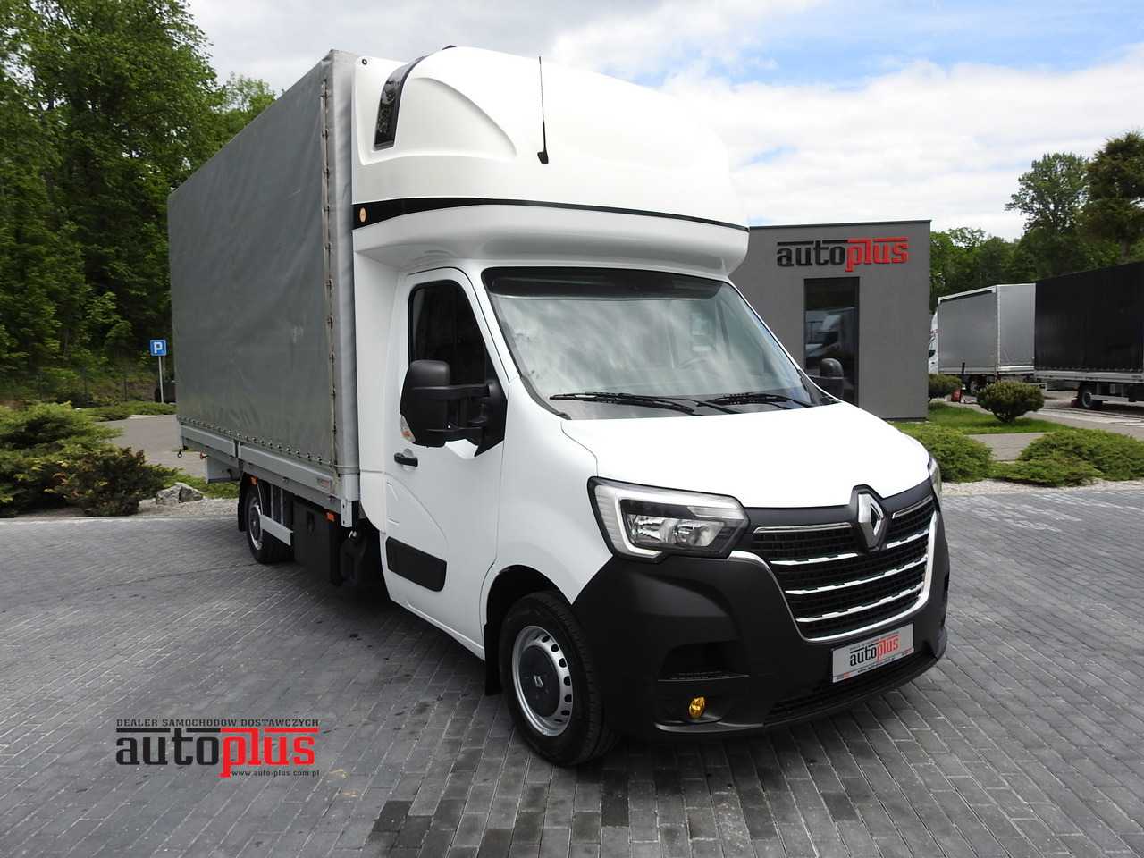 RENAULT MASTER TARPAULIN 10 PALLETS WEBASTO CRUISE CONTROL AIR CONDITIONING LED LIGHTS  165HP - Furgons ar tentu: foto 1 RENAULT MASTER TARPAULIN 10 PALLETS WEBASTO CRUISE CONTROL AIR CONDITIONING LED LIGHTS  165HP - Furgons ar tentu: foto 1