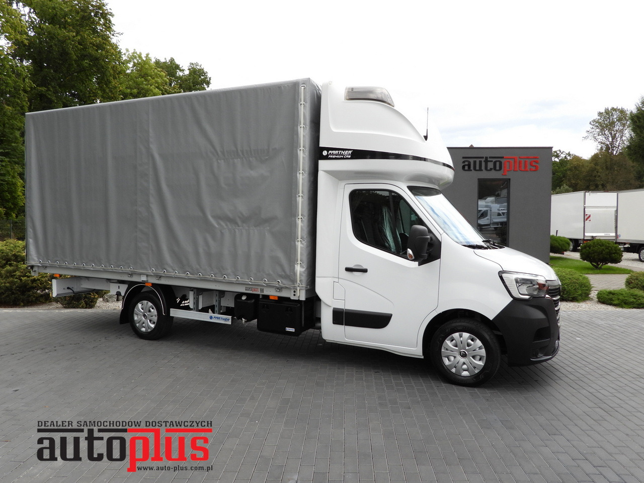 RENAULT MASTER TARPAULIN 10 PALLETS WEBASTO CRUISE CONTROL LED LIGHTS PNEUMATICS AIR CONDITIONING 165HP - Furgons ar tentu: foto 1 RENAULT MASTER TARPAULIN 10 PALLETS WEBASTO CRUISE CONTROL LED LIGHTS PNEUMATICS AIR CONDITIONING 165HP - Furgons ar tentu: foto 1