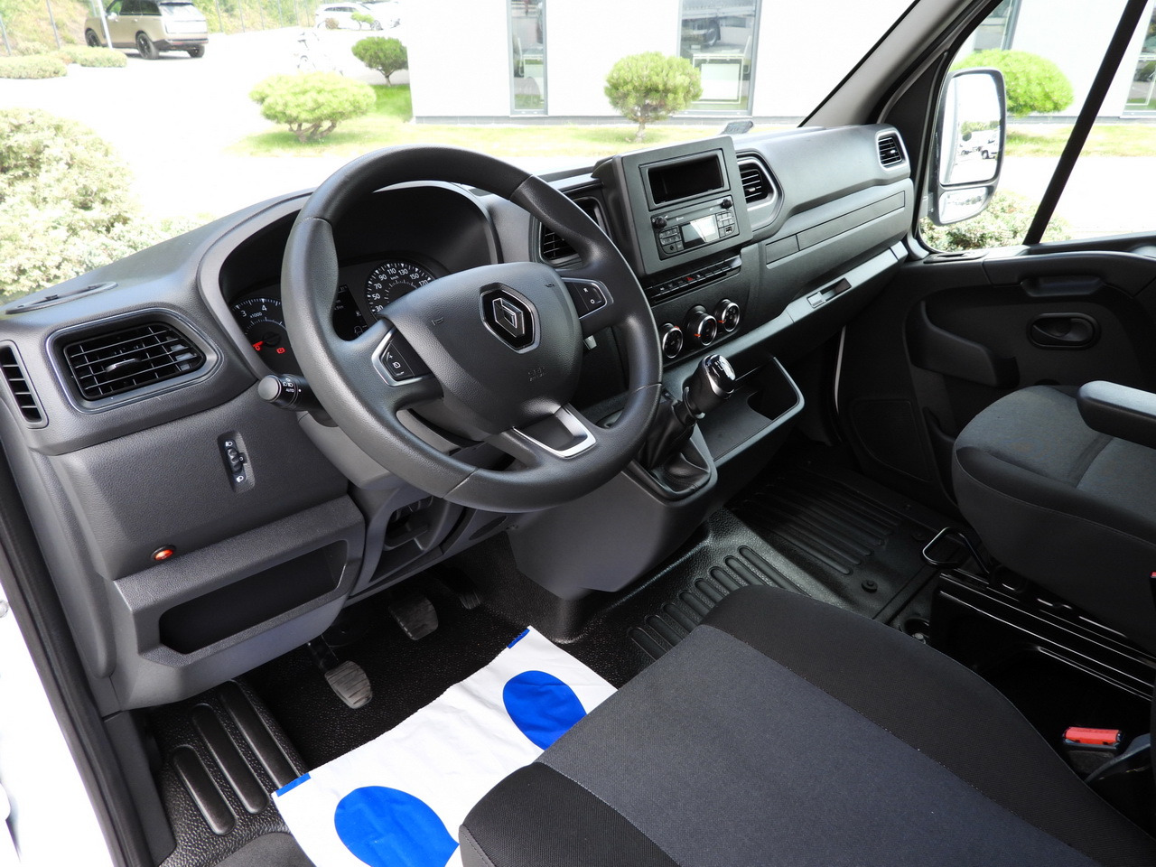 RENAULT MASTER TARPAULIN 8 PALLETS WEBASTO CRUISE CONTROL LED LIGHTS PNEUMATICS AIR CONDITIONING 165HP - Furgons ar tentu: foto 2 RENAULT MASTER TARPAULIN 8 PALLETS WEBASTO CRUISE CONTROL LED LIGHTS PNEUMATICS AIR CONDITIONING 165HP - Furgons ar tentu: foto 2