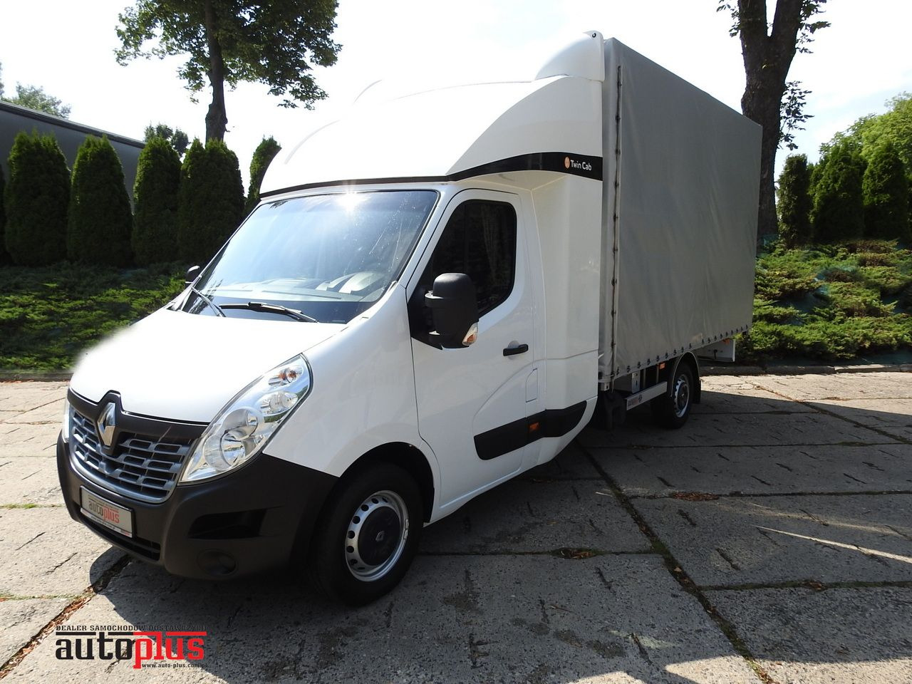 RENAULT MASTER TARPAULIN 8 PALLETS WEBASTO CRUISE CONTROL PNEUMATICS AIR CONDITIONING 170HP - Furgons ar tentu: foto 1 RENAULT MASTER TARPAULIN 8 PALLETS WEBASTO CRUISE CONTROL PNEUMATICS AIR CONDITIONING 170HP - Furgons ar tentu: foto 1