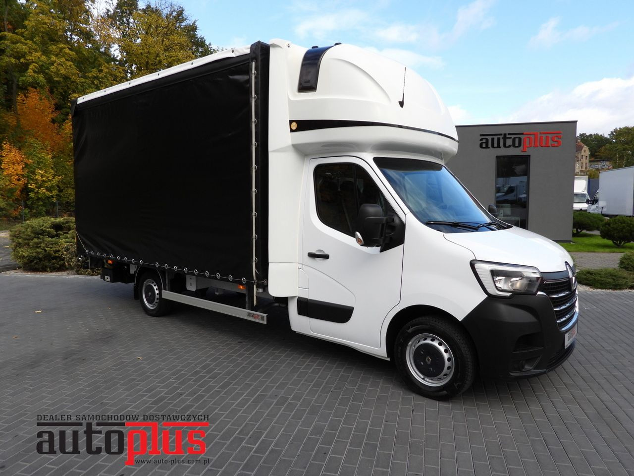 RENAULT MASTER TARPAULIN LIFT 10 PALLETS CRUISE CONTROL LED LIGHTS AIR CONDITIONING 165HP - Furgons ar tentu: foto 1 RENAULT MASTER TARPAULIN LIFT 10 PALLETS CRUISE CONTROL LED LIGHTS AIR CONDITIONING 165HP - Furgons ar tentu: foto 1