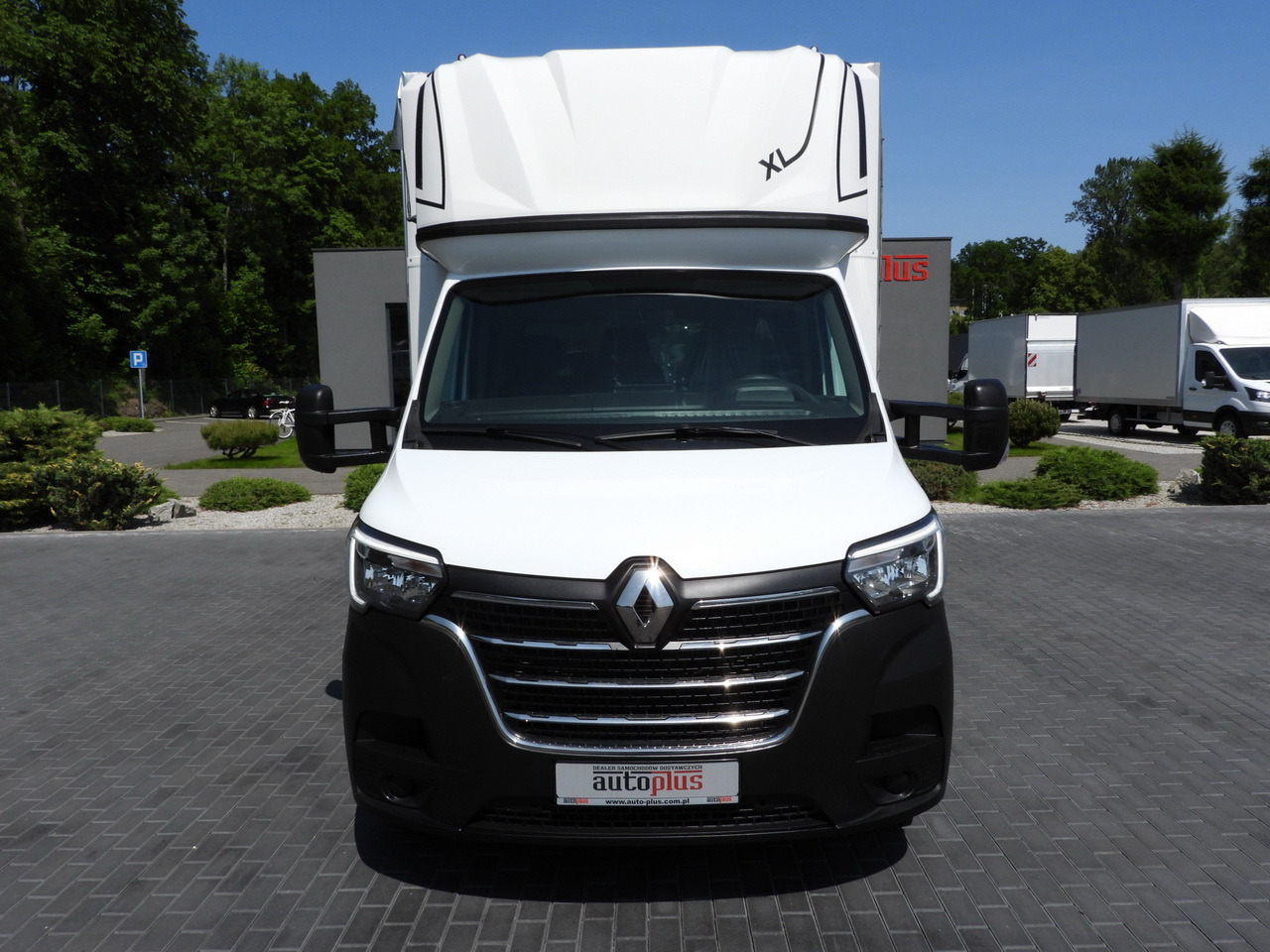 RENAULT MASTER TARPAULIN LIFT 10 PALLETS WEBASTO CRUISE CONTROL LED LIGHTS PNEUMATICS AIR CONDITIONING 165HP - Furgons ar tentu: foto 5 RENAULT MASTER TARPAULIN LIFT 10 PALLETS WEBASTO CRUISE CONTROL LED LIGHTS PNEUMATICS AIR CONDITIONING 165HP - Furgons ar tentu: foto 5