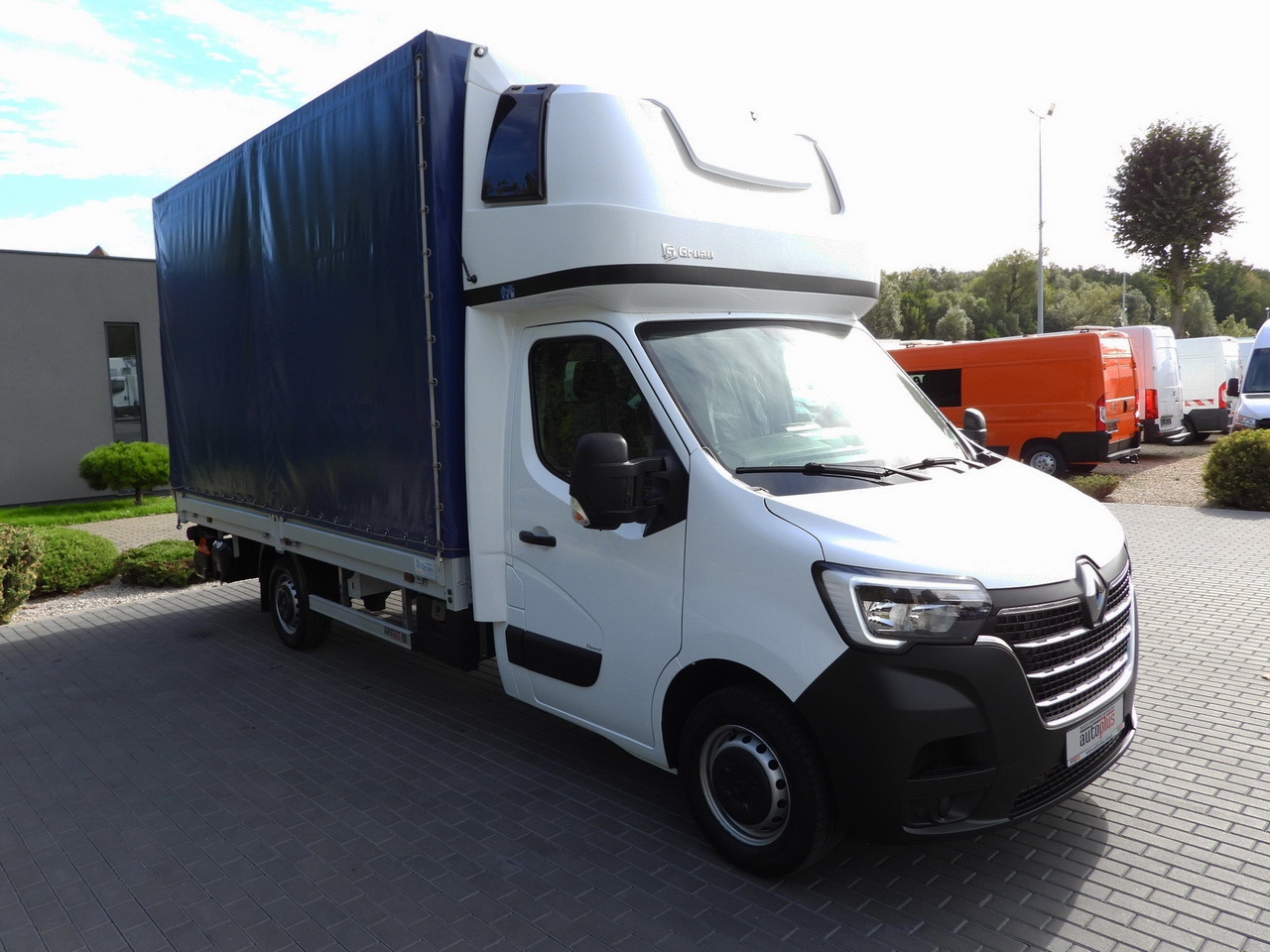 RENAULT MASTER TARPAULIN LIFT 9 PALLETS WEBASTO CRUISE CONTROL LED LIGHTS PNEUMATICS AIR CONDITIONING  165HP - Furgons ar tentu: foto 4 RENAULT MASTER TARPAULIN LIFT 9 PALLETS WEBASTO CRUISE CONTROL LED LIGHTS PNEUMATICS AIR CONDITIONING  165HP - Furgons ar tentu: foto 4