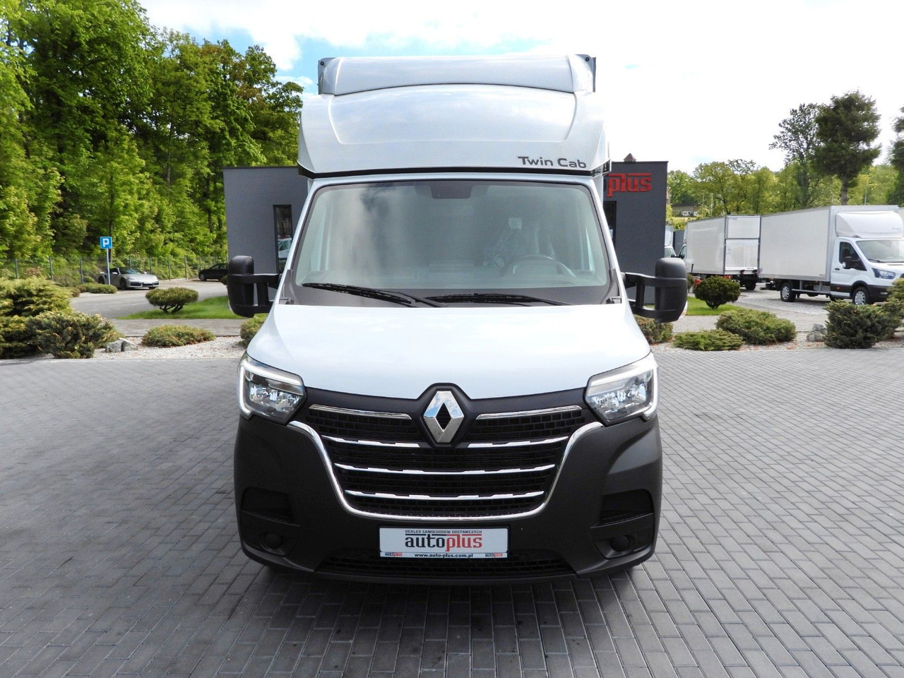 Renault MASTER PRITSCHE PLANE 8 PALETTEN TEMPOMAT A/C - Furgons ar tentu, Kravas-pasažieru furgons: foto 5 Renault MASTER PRITSCHE PLANE 8 PALETTEN TEMPOMAT A/C - Furgons ar tentu, Kravas-pasažieru furgons: foto 5