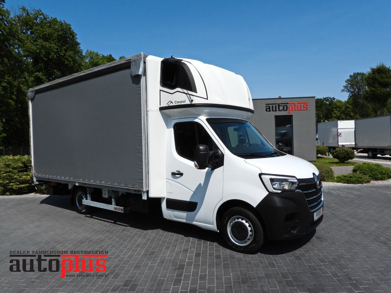 Renault MASTER PRITSCHE PLANE AUFZUG 10 PALETTEN WEBAST - Furgons ar tentu: foto 1 Renault MASTER PRITSCHE PLANE AUFZUG 10 PALETTEN WEBAST - Furgons ar tentu: foto 1