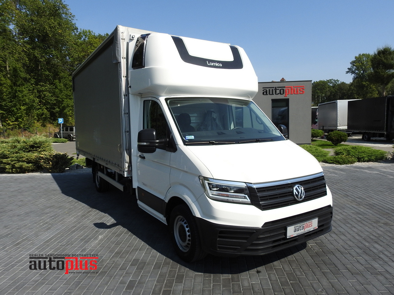 VOLKSWAGEN CRAFTER TARPAULIN 10 PALLETS WEBASTO CRUISE CONTROL AIR CONDITIONING LED LIGHTS 180HP - Furgons ar tentu: foto 1 VOLKSWAGEN CRAFTER TARPAULIN 10 PALLETS WEBASTO CRUISE CONTROL AIR CONDITIONING LED LIGHTS 180HP - Furgons ar tentu: foto 1