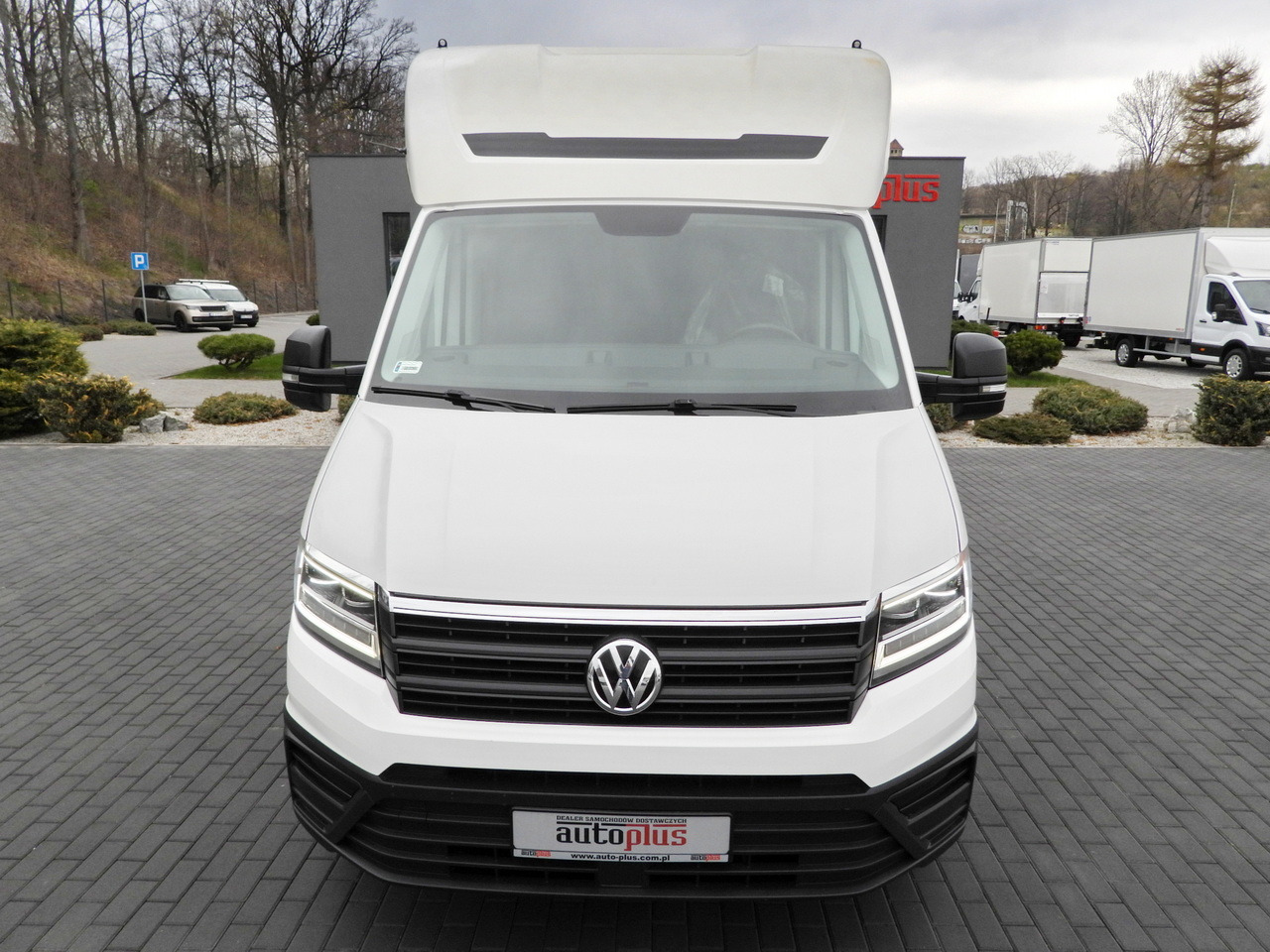 VOLKSWAGEN CRAFTER TARPAULIN 10 PALLETS WEBASTO CRUISE CONTROL LED LIGHTS 180HP - Furgons ar tentu: foto 5 VOLKSWAGEN CRAFTER TARPAULIN 10 PALLETS WEBASTO CRUISE CONTROL LED LIGHTS 180HP - Furgons ar tentu: foto 5