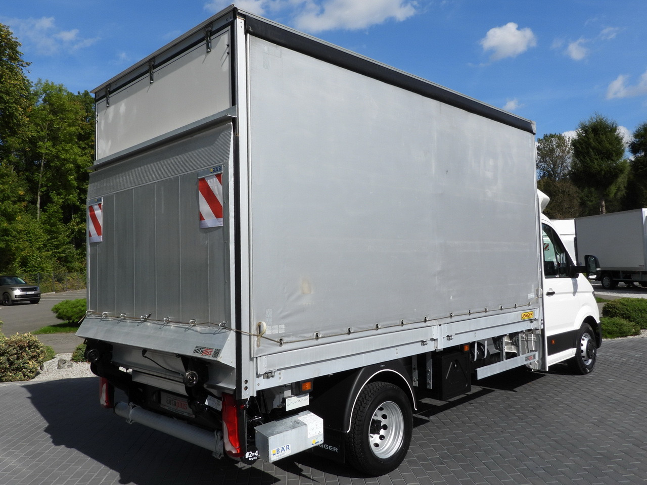 VOLKSWAGEN CRAFTER TARPAULIN LIFT 8 PALLETS CRUISE CONTROL LED LIGHTS TWIN WHEELS AIR CONDITIONING 180HP - Furgons ar tentu: foto 3 VOLKSWAGEN CRAFTER TARPAULIN LIFT 8 PALLETS CRUISE CONTROL LED LIGHTS TWIN WHEELS AIR CONDITIONING 180HP - Furgons ar tentu: foto 3
