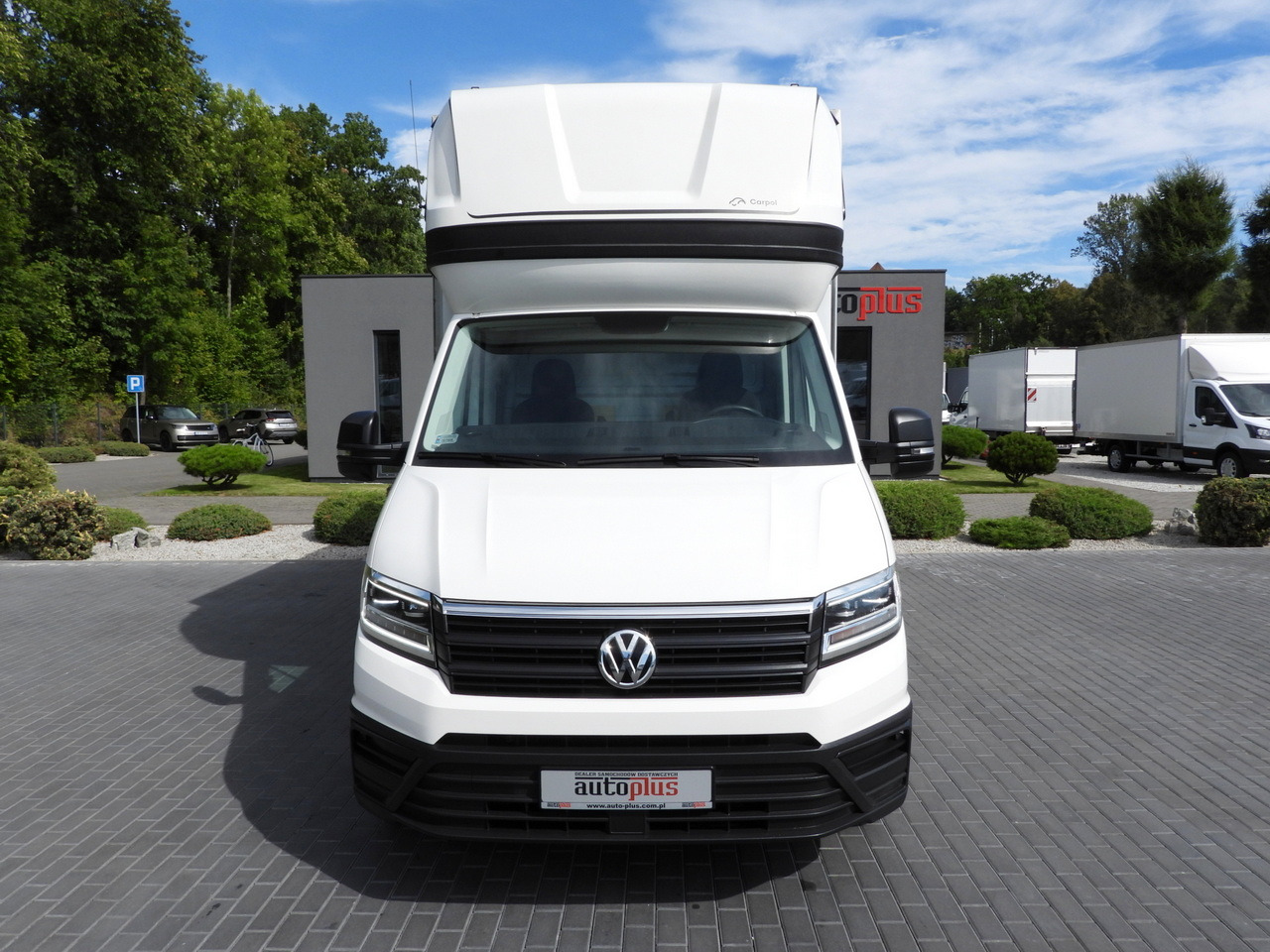 VOLKSWAGEN CRAFTER TARPAULIN LIFT 8 PALLETS WEBASTO CRUISE CONTROL LED LIGHTS AIR CONDITIONING 180HP - Furgons ar tentu: foto 5 VOLKSWAGEN CRAFTER TARPAULIN LIFT 8 PALLETS WEBASTO CRUISE CONTROL LED LIGHTS AIR CONDITIONING 180HP - Furgons ar tentu: foto 5