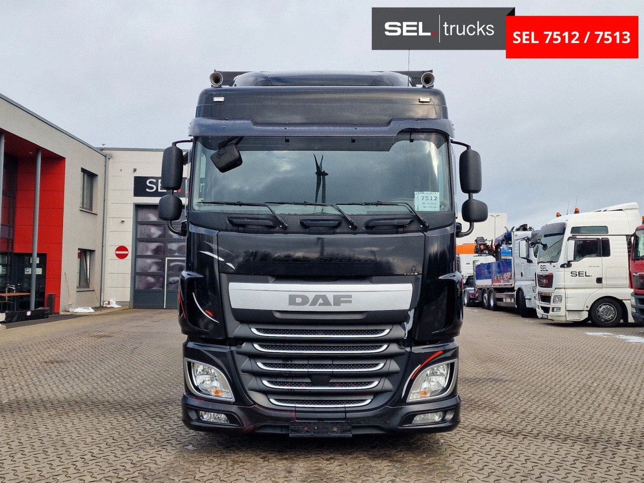 DAF XF 460 FAR / ZF Intarder / Durchladezug - Kravas automašīna ar tentu: foto 2 DAF XF 460 FAR / ZF Intarder / Durchladezug - Kravas automašīna ar tentu: foto 2