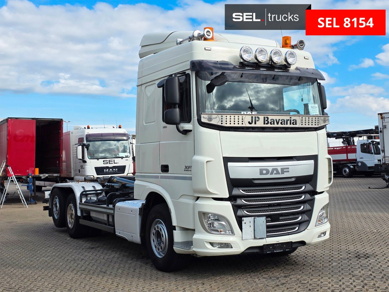 DAF XF 510 FAN / ZF Intarder / Lenk-Liftachse - Pacēlājs ar āķi: foto 3 DAF XF 510 FAN / ZF Intarder / Lenk-Liftachse - Pacēlājs ar āķi: foto 3