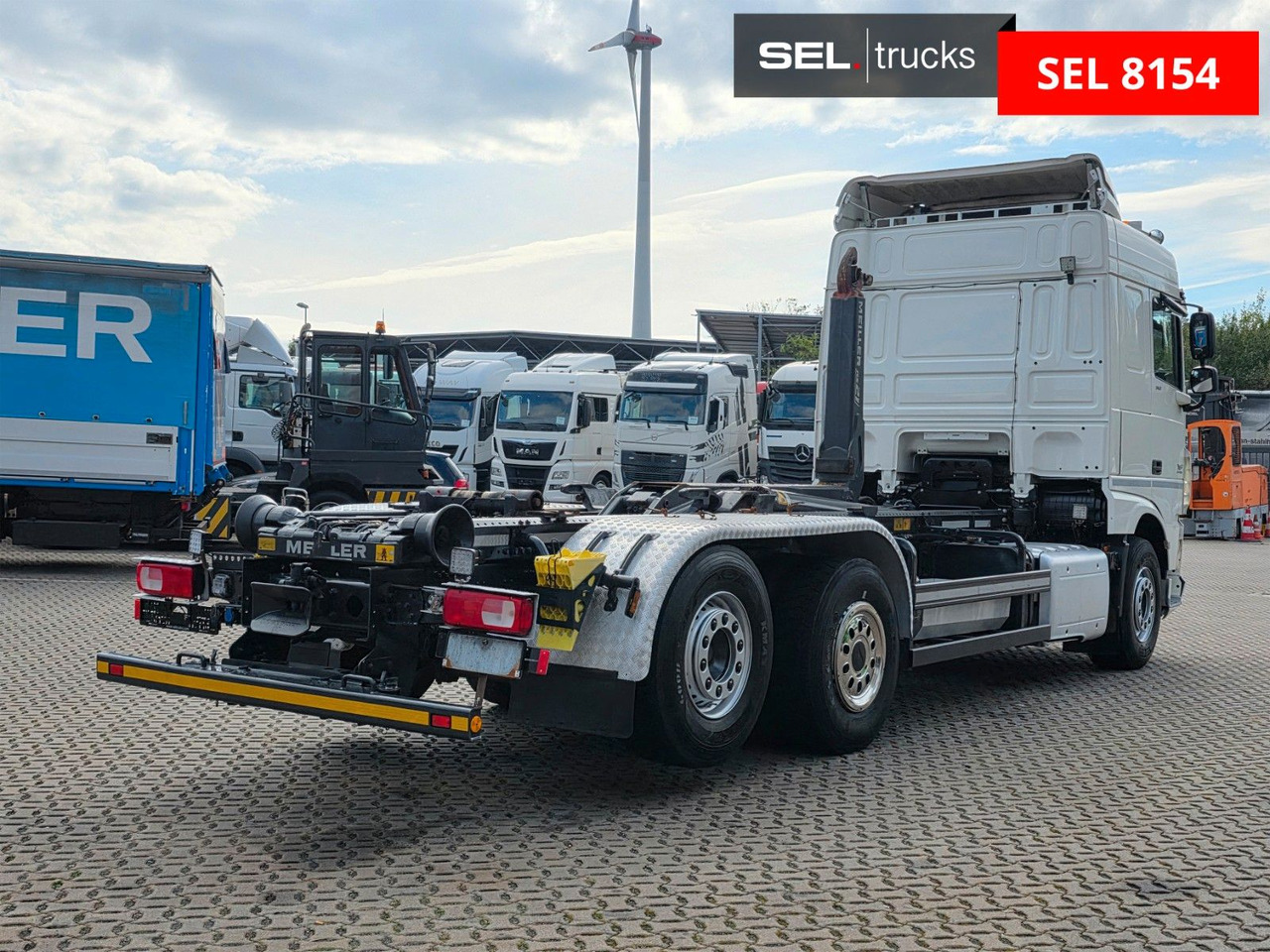 DAF XF 510 FAN / ZF Intarder / Lenk-Liftachse - Pacēlājs ar āķi: foto 5 DAF XF 510 FAN / ZF Intarder / Lenk-Liftachse - Pacēlājs ar āķi: foto 5