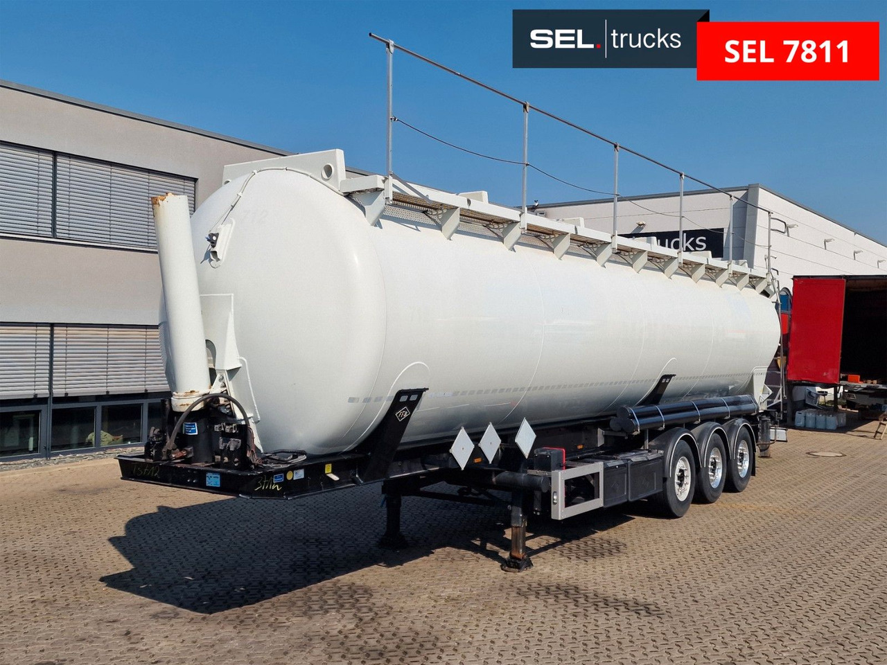 Feldbinder KIP 60/7300/A/2 / 60.000 l / Kippsilo - Silosa puspiekabe: foto 1 Feldbinder KIP 60/7300/A/2 / 60.000 l / Kippsilo - Silosa puspiekabe: foto 1