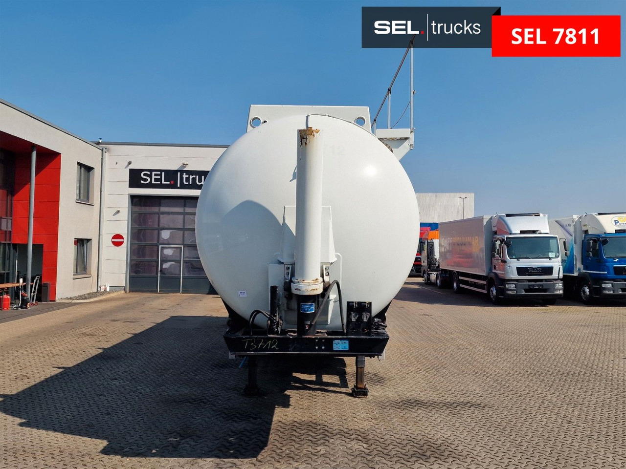 Feldbinder KIP 60/7300/A/2 / 60.000 l / Kippsilo - Silosa puspiekabe: foto 2 Feldbinder KIP 60/7300/A/2 / 60.000 l / Kippsilo - Silosa puspiekabe: foto 2