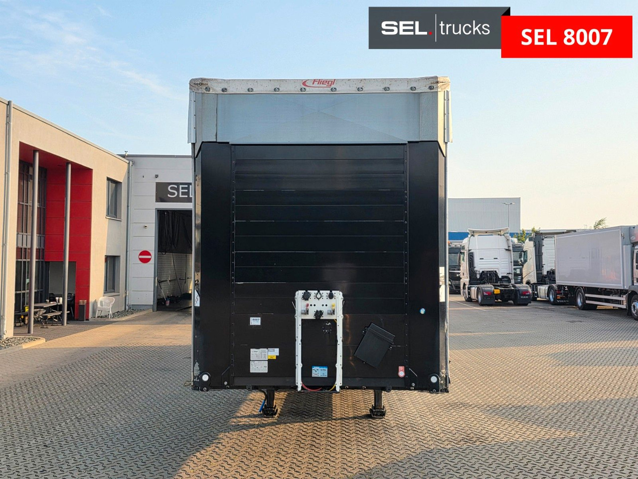 Fliegl SDS01 / Hubdach / EDSCHA / Mega / Liftachse - Tenta puspiekabe: foto 2 Fliegl SDS01 / Hubdach / EDSCHA / Mega / Liftachse - Tenta puspiekabe: foto 2