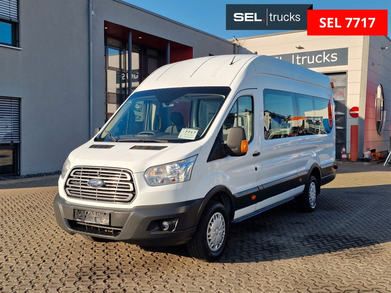 Ford Transit / Transport von Personen im Rollstuhl - Kravas mikroautobuss: foto 2 Ford Transit / Transport von Personen im Rollstuhl - Kravas mikroautobuss: foto 2