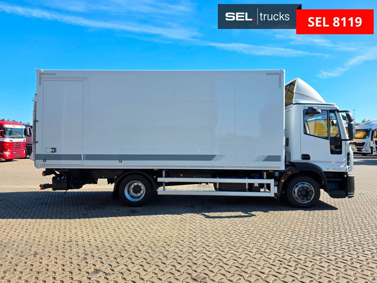Iveco Eurocargo 120E28 / Ladebordwand - Kravas automašīna ar slēgto virsbūvi: foto 4 Iveco Eurocargo 120E28 / Ladebordwand - Kravas automašīna ar slēgto virsbūvi: foto 4