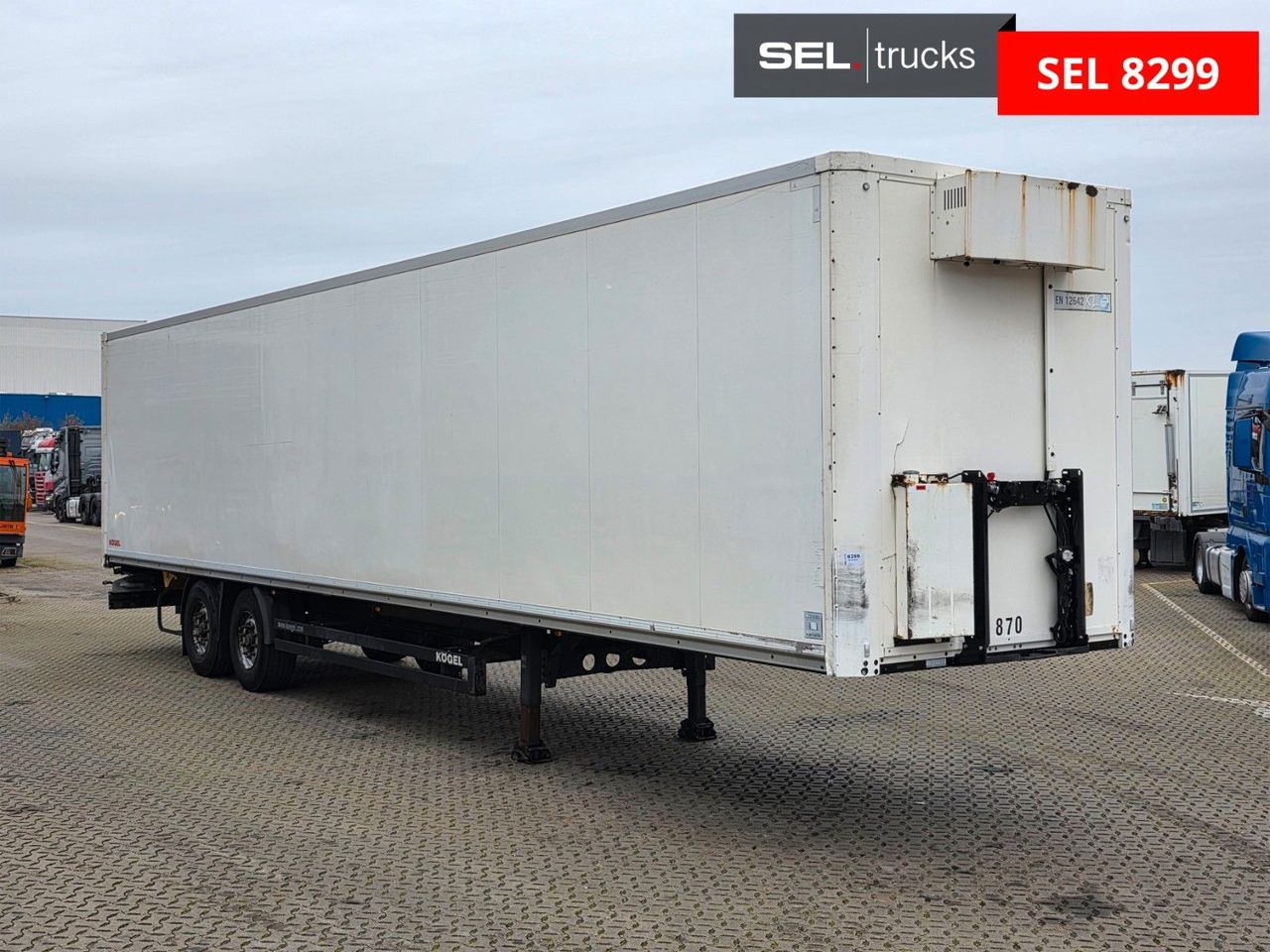 Kögel S18 / Rolltor / Doppelstock / Alubalken - Puspiekabe slēgtā virsbūve: foto 4 Kögel S18 / Rolltor / Doppelstock / Alubalken - Puspiekabe slēgtā virsbūve: foto 4