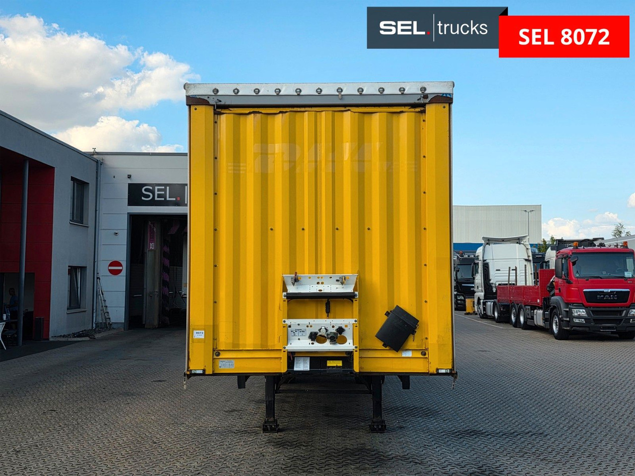 Krone SE / LBW / LENK / EDSCHA - Tenta puspiekabe: foto 2 Krone SE / LBW / LENK / EDSCHA - Tenta puspiekabe: foto 2