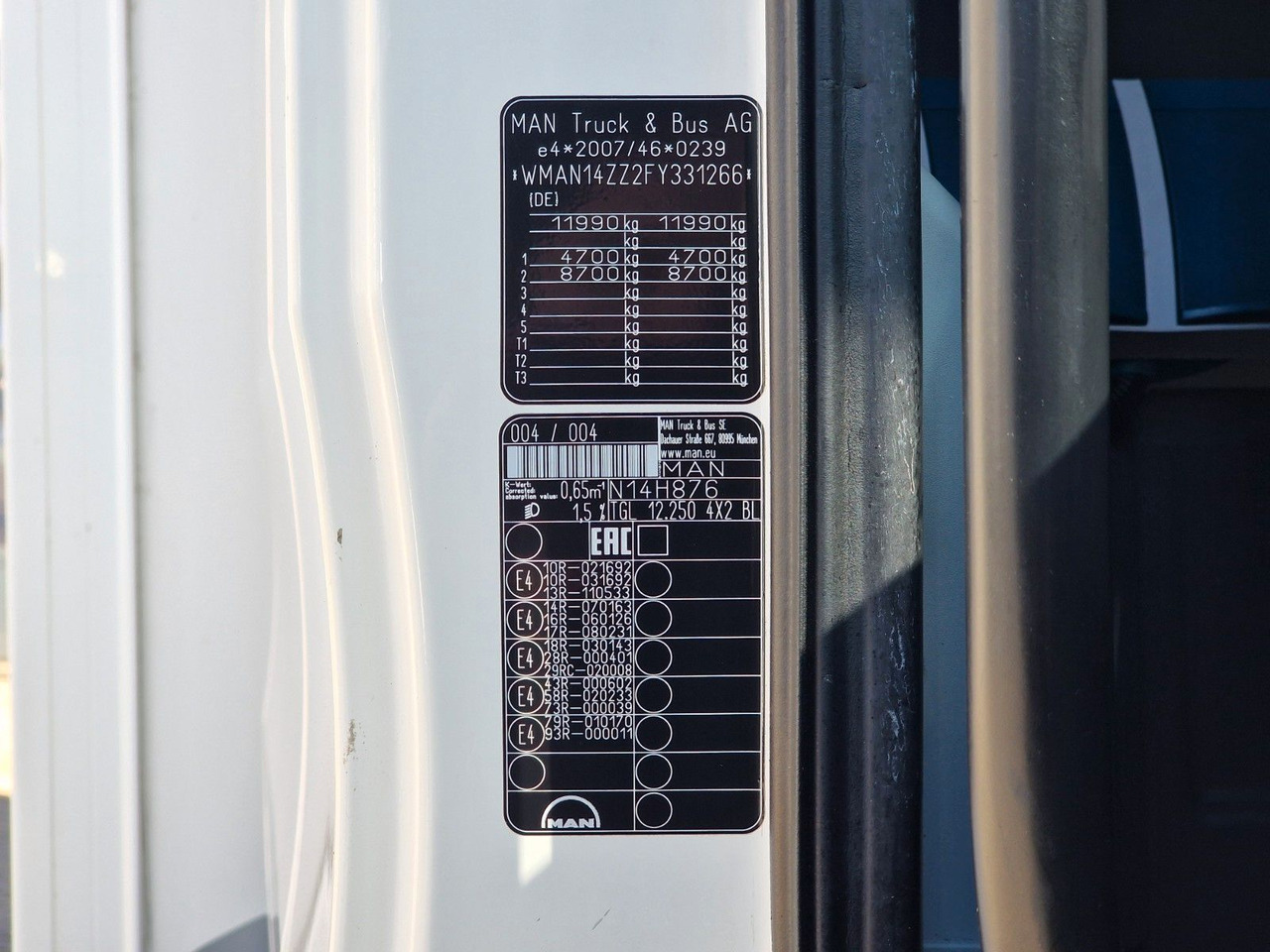 Kravas automašīna refrižerators MAN TGL 12.250 4X2 BL / Ladebordwand: foto 15