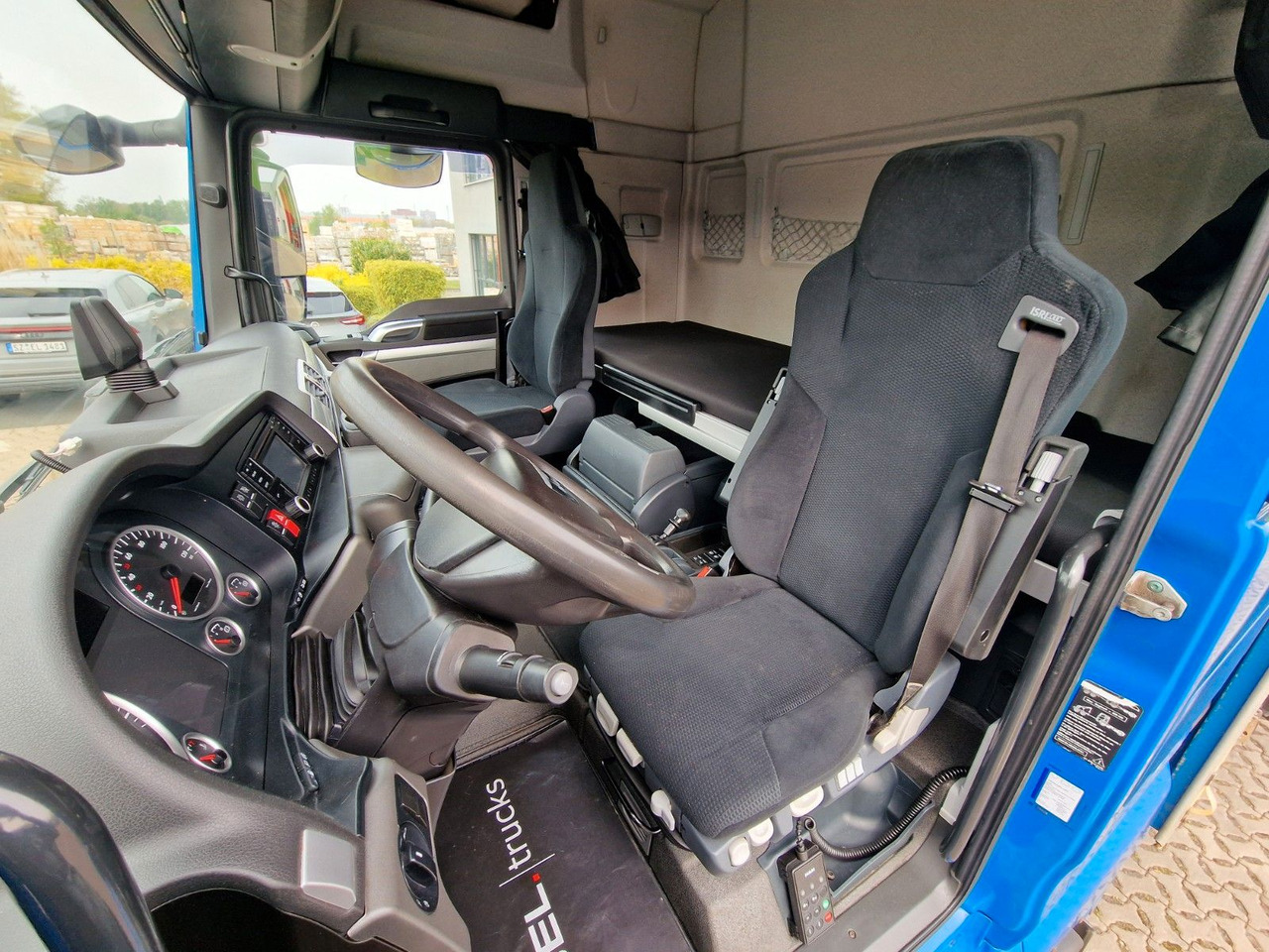 Kravas automašīna ar tentu MAN TGX 18.440 4X2 LL-U /Intarder/Hubdach/Durchlade: foto 15