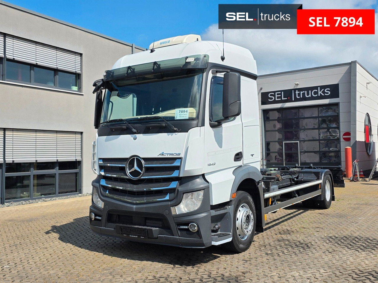 Mercedes-Benz Actros 1842 / Standklimaanlage - Konteineru vedējs/ Kravas automašīna ar noņemamā virsbūve: foto 1 Mercedes-Benz Actros 1842 / Standklimaanlage - Konteineru vedējs/ Kravas automašīna ar noņemamā virsbūve: foto 1