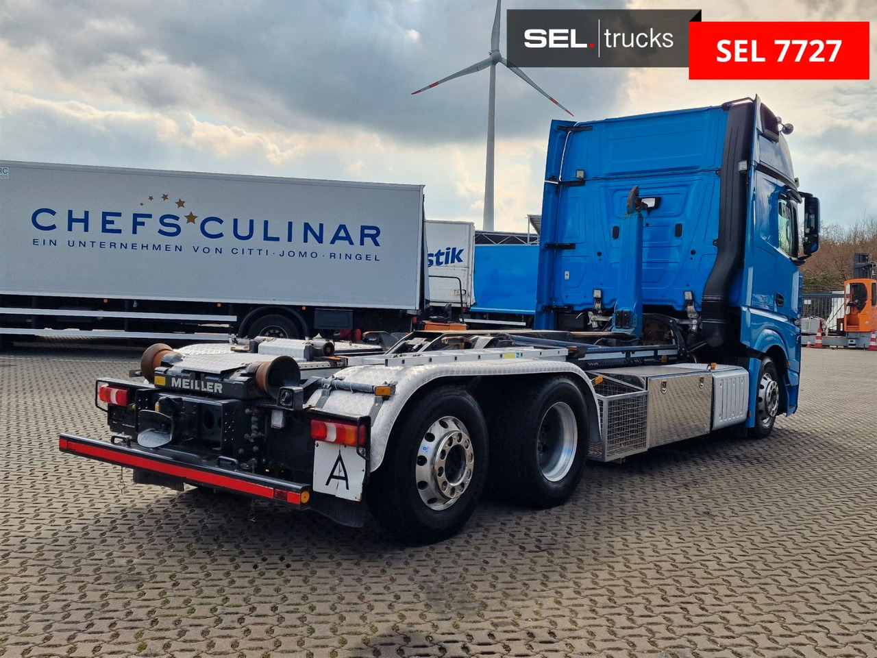 Mercedes-Benz Actros 2551 / Retarder / Standklima / Xenon - Pacēlājs ar āķi: foto 5 Mercedes-Benz Actros 2551 / Retarder / Standklima / Xenon - Pacēlājs ar āķi: foto 5
