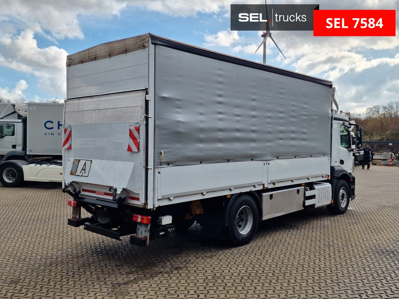 Mercedes-Benz Antos 1840 / Ladebordwand - Kravas automašīna ar tentu: foto 5 Mercedes-Benz Antos 1840 / Ladebordwand - Kravas automašīna ar tentu: foto 5